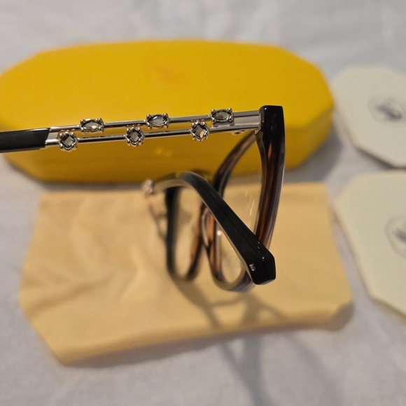 Swarovski Women Eyewear Adjustable Nose Pad With Vibrant Yellow Case - Picture 4 of 13